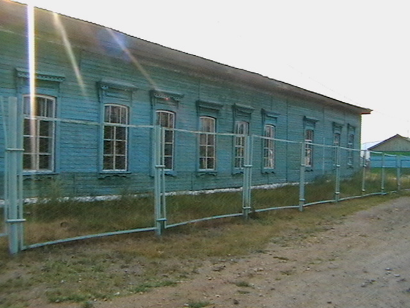 Фотография школы.